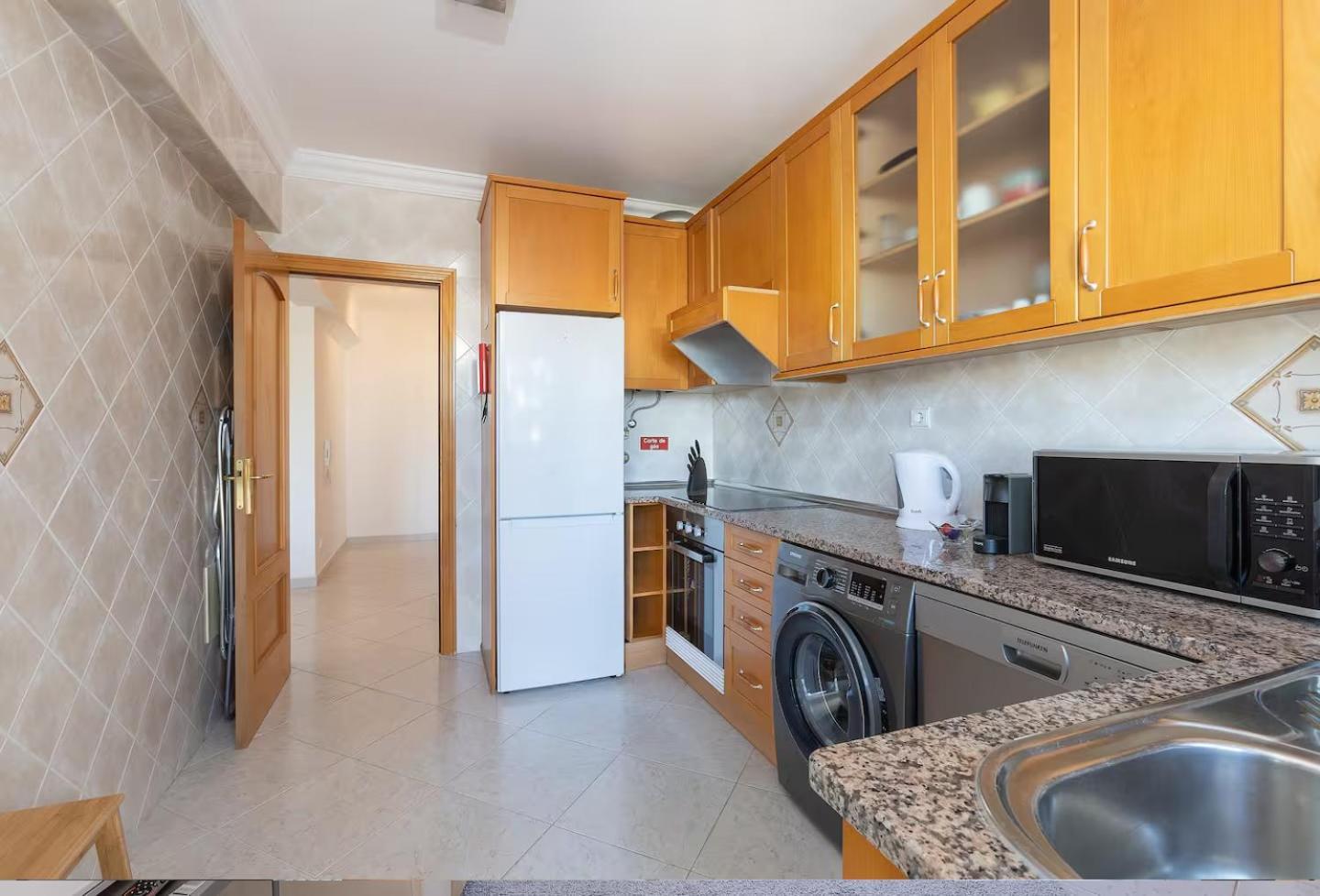Lagos Beach Apartment * Lagos